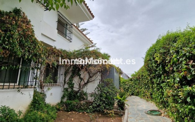 Wiederverkauf - Villa - Marbella - Marbella Centro