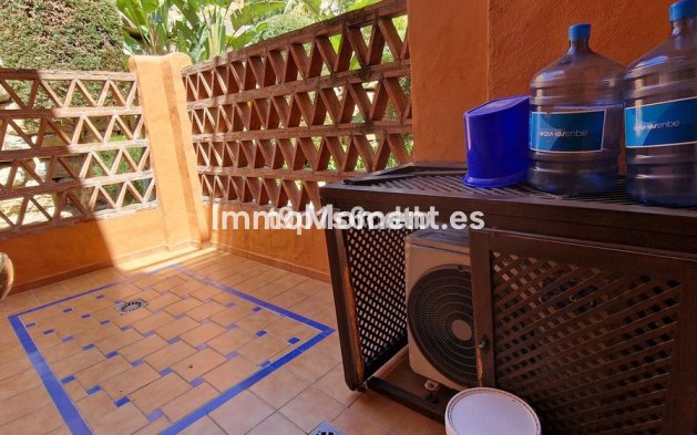 Resale - Apartment - Benahavís - Benahavís Centro