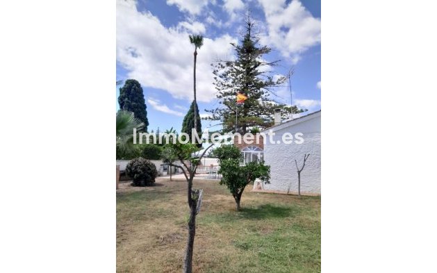 Wiederverkauf - Villa -   Inländisch - Churriana