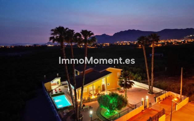 Wiederverkauf - Villa - Orihuela - Orihuela Centro