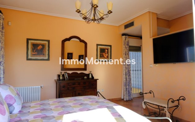 Wiederverkauf - Villa - Orihuela - Orihuela Centro