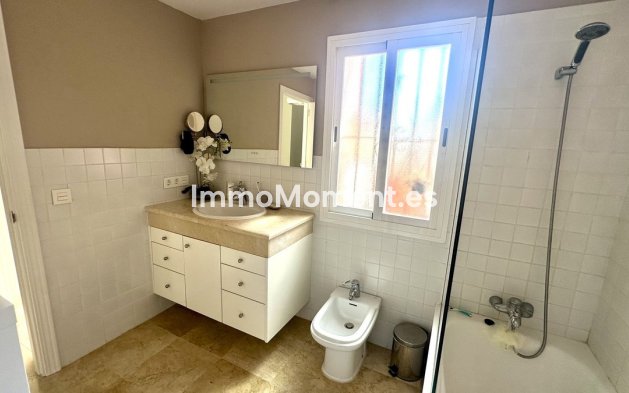 Revente - Maison mitoyenne - Estepona  - Estepona Centro