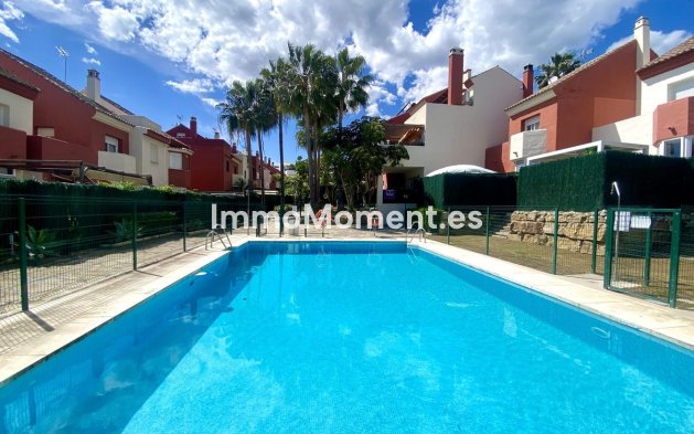 Revente - Maison mitoyenne - Estepona  - Estepona Centro