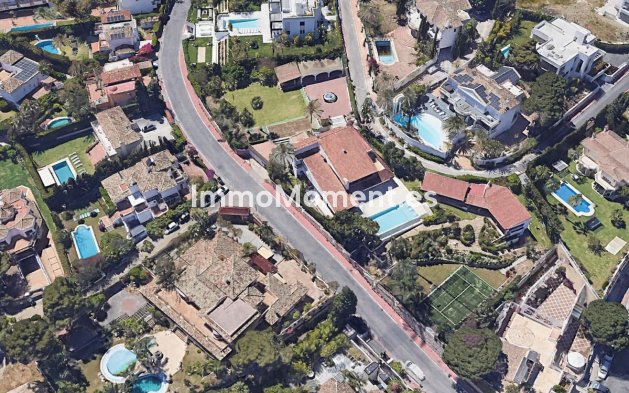 Resale - Villa - Marbella - Puerto Banús