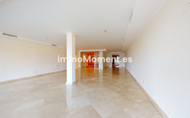 Resale - Villa - Benahavís - Los Arqueros