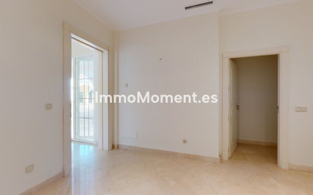 Resale - Villa - Benahavís - Los Arqueros