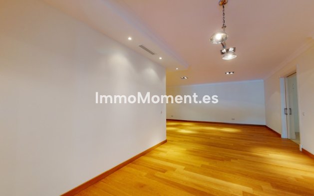 Resale - Villa - Benahavís - Los Arqueros