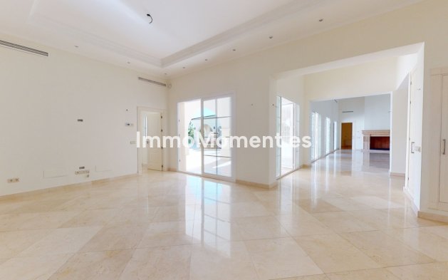 Resale - Villa - Benahavís - Los Arqueros