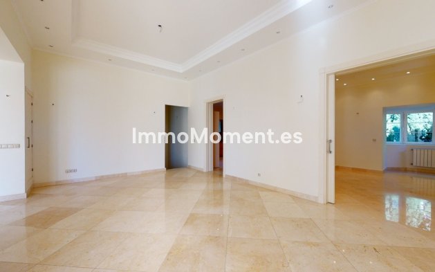 Resale - Villa - Benahavís - Los Arqueros