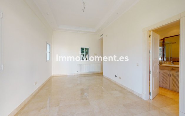 Resale - Villa - Benahavís - Los Arqueros