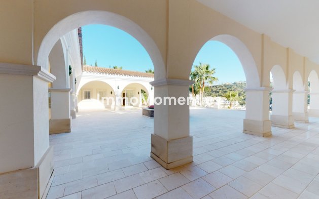 Resale - Villa - Benahavís - Los Arqueros