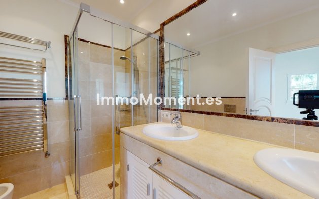 Resale - Villa - Benahavís - Los Arqueros