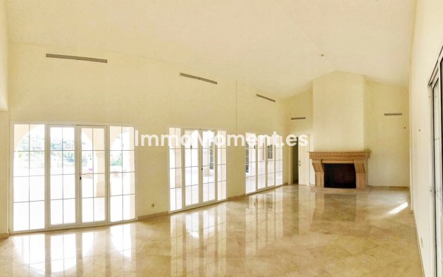 Resale - Villa - Benahavís - Los Arqueros