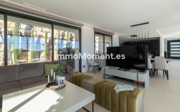 Resale - Villa - Benahavís - Los Arqueros