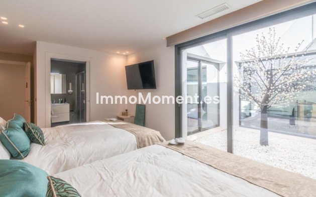 Resale - Villa - Benahavís - Los Arqueros