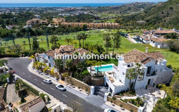Resale - Villa - Benahavís - Los Arqueros