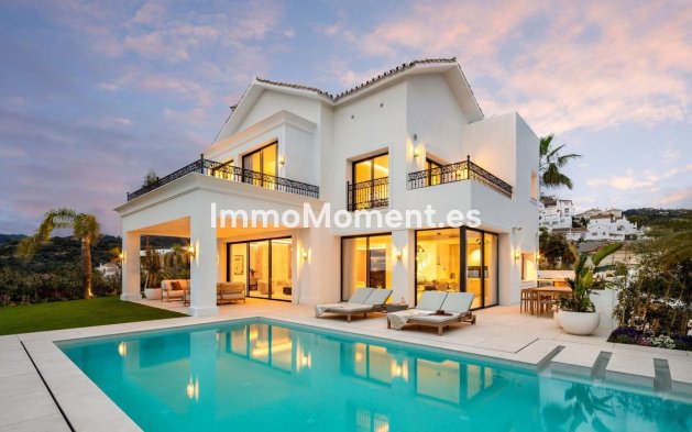 Resale - Villa - Benahavís - Los Arqueros