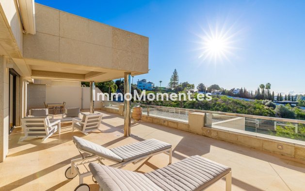 Wiederverkauf - Wohnung - Marbella - Nueva Andalucía