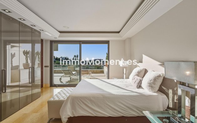 Wiederverkauf - Wohnung - Marbella - Nueva Andalucía