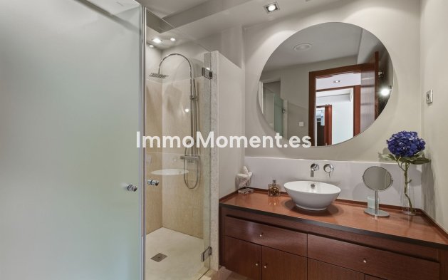 Wiederverkauf - Wohnung - Marbella - Nueva Andalucía