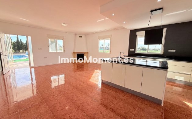 Wiederverkauf - Landhaus - Dolores - Dolores Centro