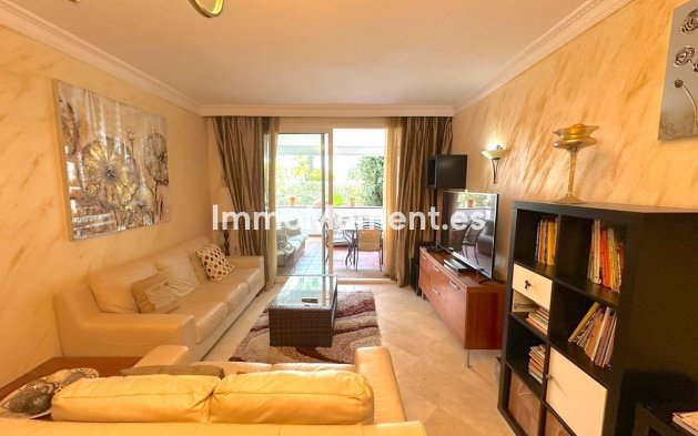 Wiederverkauf - Wohnung - Estepona  - Costalita