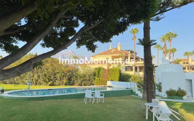 Revente - Appartement - Marbella - Nueva Andalucía