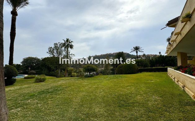Revente - Appartement - Marbella - Nueva Andalucía