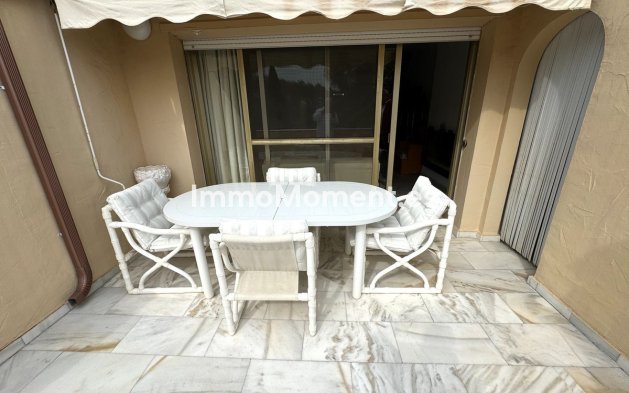 Revente - Appartement - Marbella - Nueva Andalucía