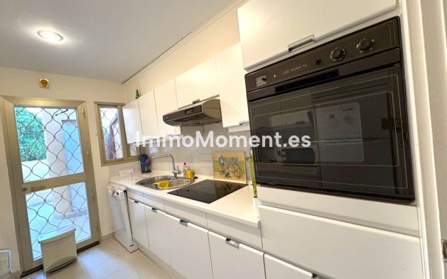Revente - Appartement - Marbella - Nueva Andalucía