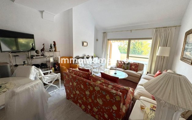 Revente - Appartement - Marbella - Nueva Andalucía