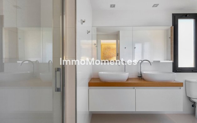 Wiederverkauf - Villa - Orihuela - La Zenia