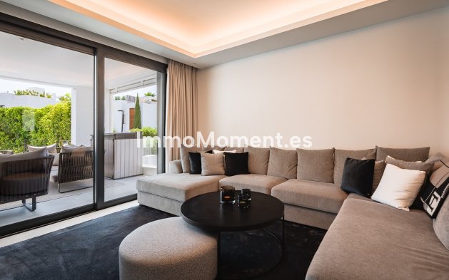 Revente - Villa - Marbella - Nueva Andalucía
