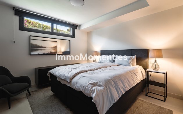Revente - Villa - Marbella - Nueva Andalucía