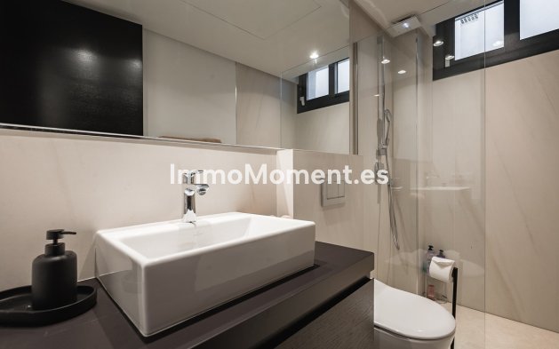 Revente - Villa - Marbella - Nueva Andalucía