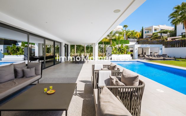 Revente - Villa - Marbella - Nueva Andalucía