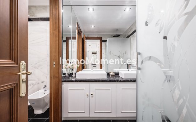 Revente - Villa - Marbella - The Golden Mile