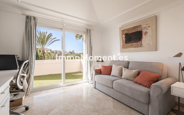 Wiederverkauf - Wohnung - Marbella - Nueva Andalucía