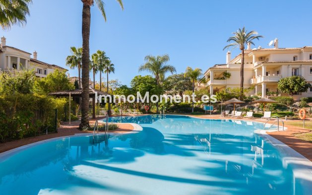 Wiederverkauf - Wohnung - Marbella - Nueva Andalucía