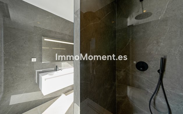 Wiederverkauf - Villa - Estepona  - Estepona Centro