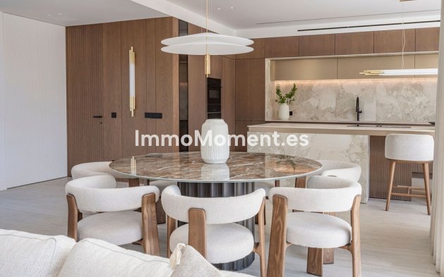 Wiederverkauf - Villa - Marbella - Marbesa