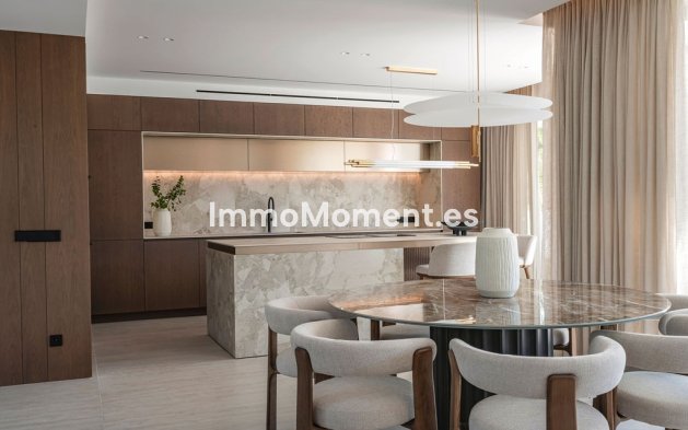 Wiederverkauf - Villa - Marbella - Marbesa