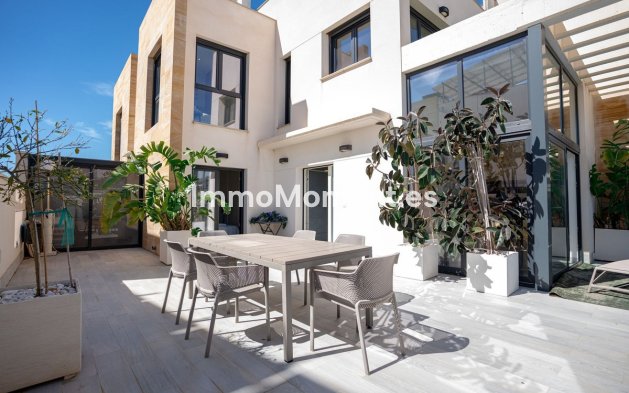 Reventa - Villa - Orihuela - Lomas de Cabo Roig