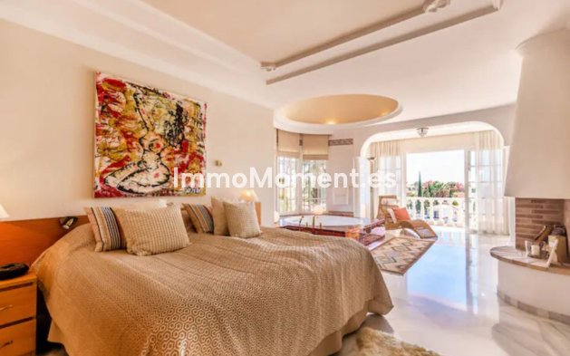 Wiederverkauf - Freistehende Villa - Marbella - Nueva Andalucía