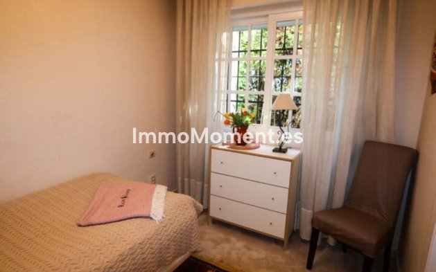 Wiederverkauf - Freistehende Villa - Marbella - Nueva Andalucía