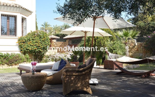 Wiederverkauf - Villa - Marbella - Nueva Andalucía