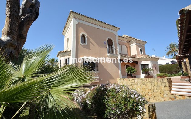 Wiederverkauf - Villa - Marbella - Nueva Andalucía