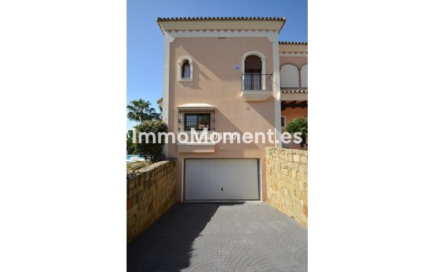 Wiederverkauf - Villa - Marbella - Nueva Andalucía