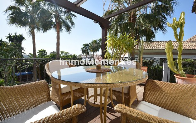 Wiederverkauf - Villa - Marbella - Nueva Andalucía