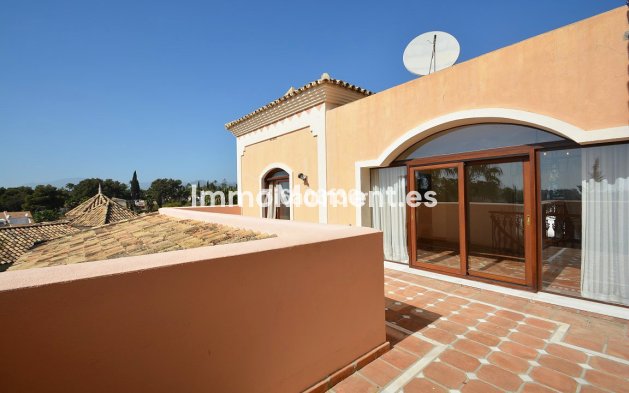 Wiederverkauf - Villa - Marbella - Nueva Andalucía